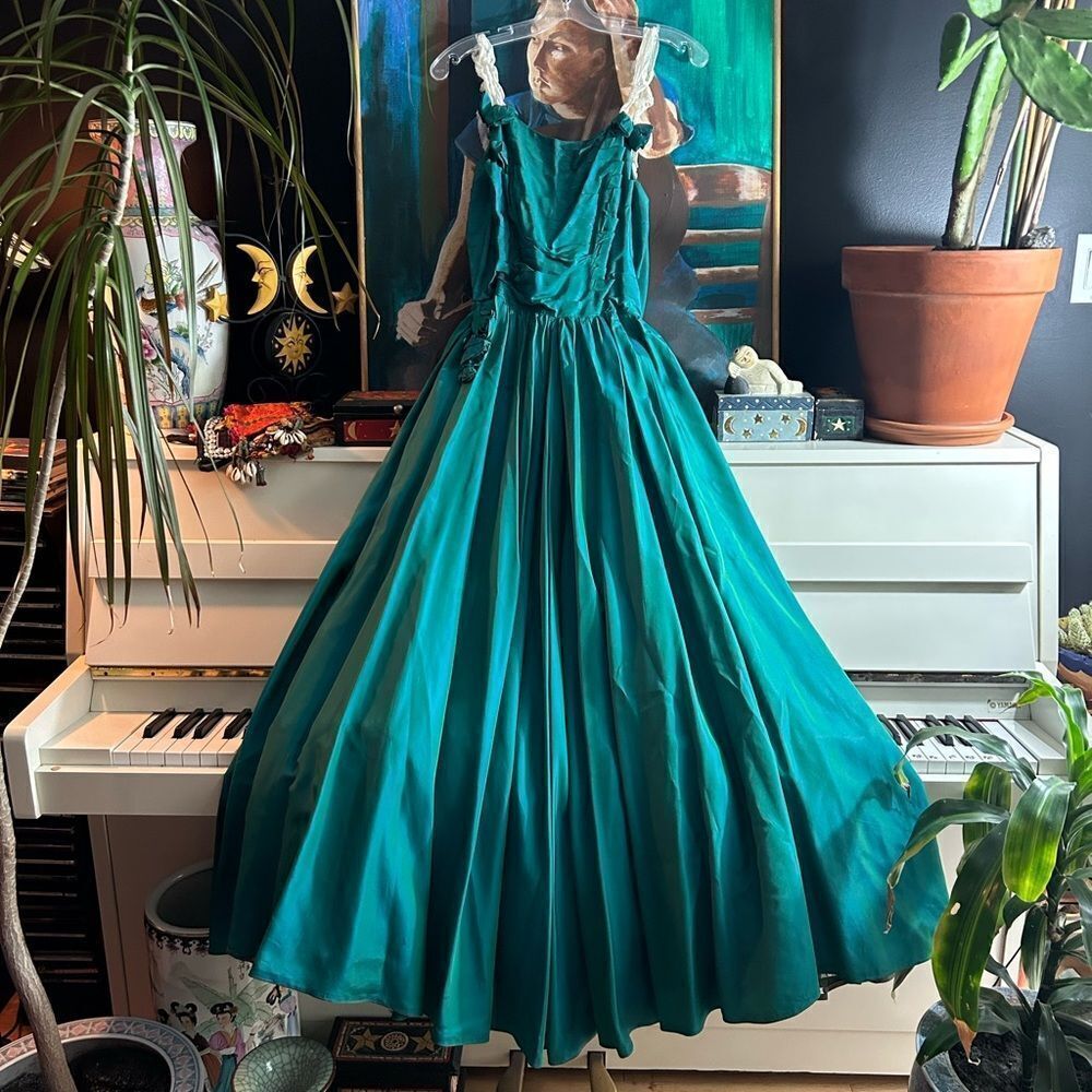 Vintage 50s 60s Perfect Junior Teal Iridescent Grunge Glam Prom Dress Ball Gown